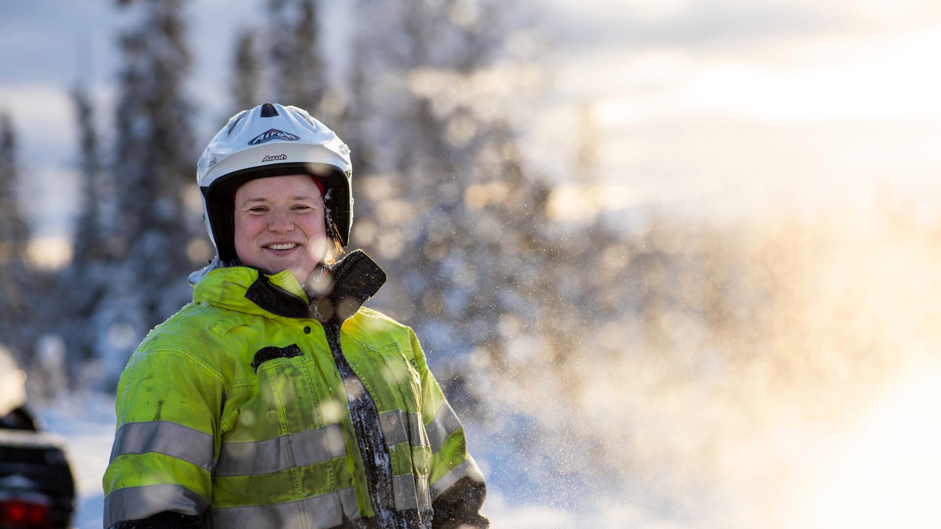 Porträttbild på Elise Karlström Engberg, distributionselektriker Jämtkraft Elnät.