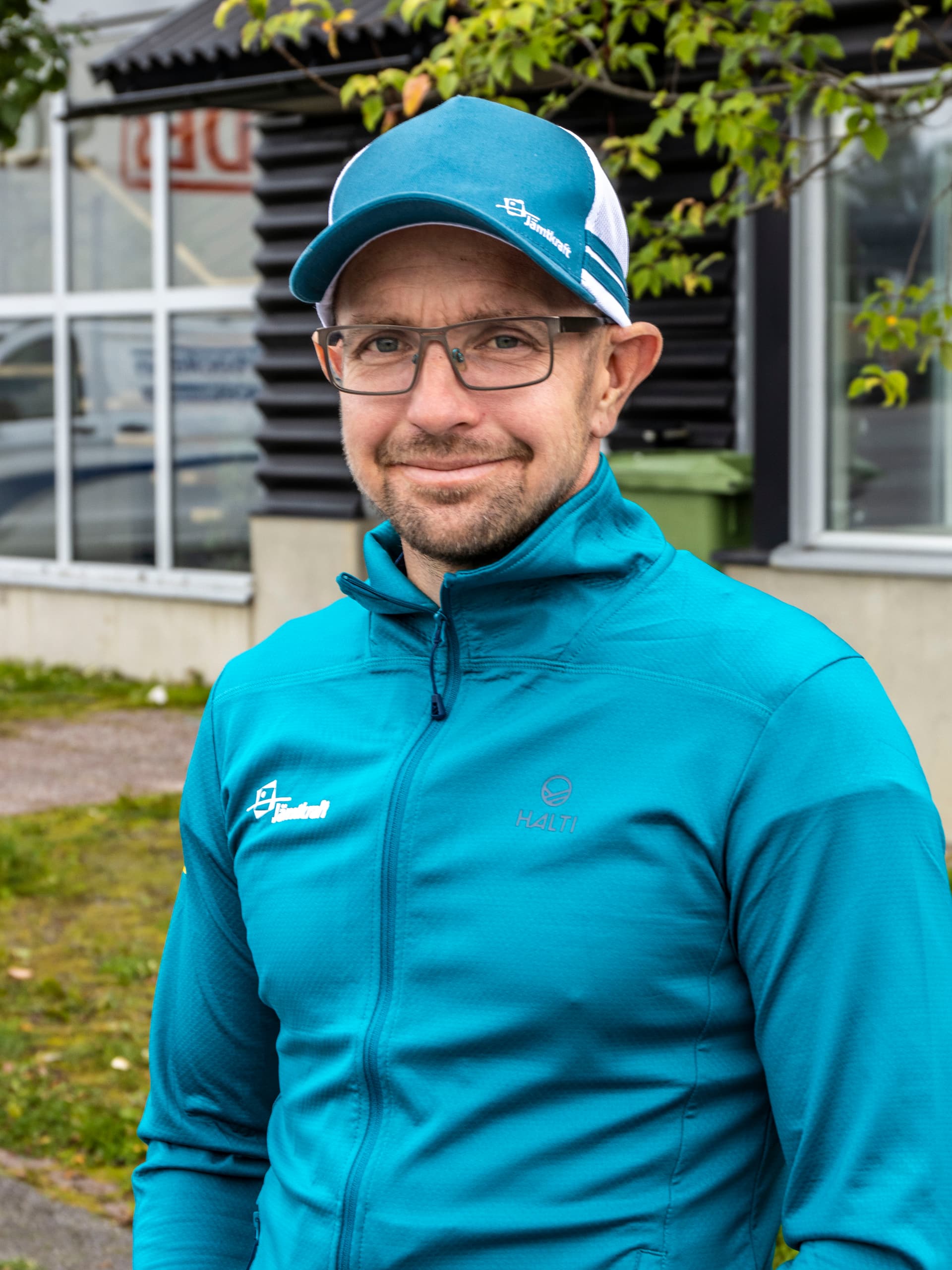 Att påskynda elektrifieringen av tunga fordon, är viktigast för oss, säger Jämtkrafts energispecialist Jimmy Anjevall.
