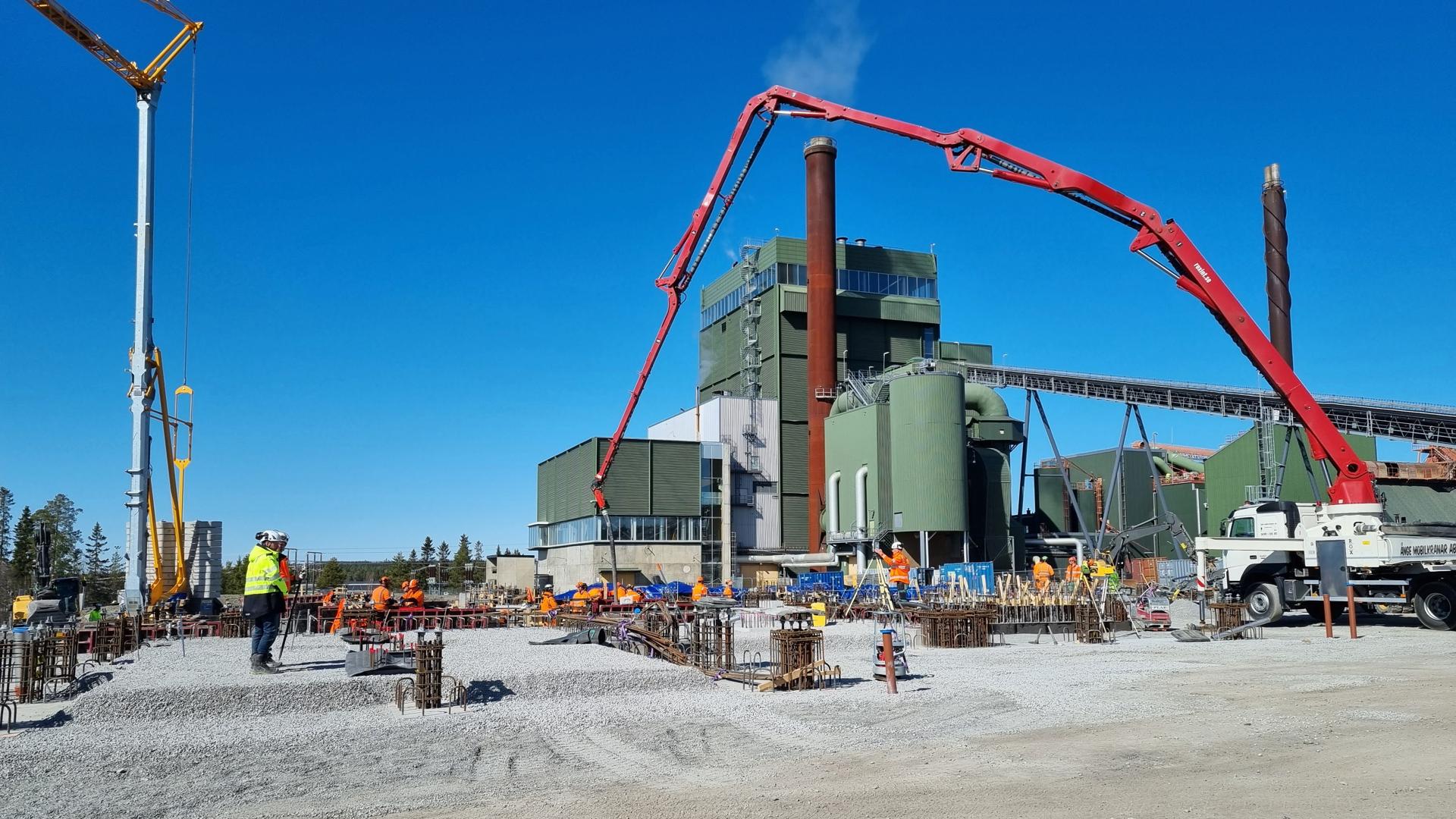 Bild från bygget av Jämtkrafts nya kraftvärmeverk i Lugnvik.