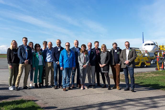 Pressträff på Åre Östersund flygplats med de elva företag och organisationer i Jämtland som tillsammans engagerat sig för klimatet och regionen.